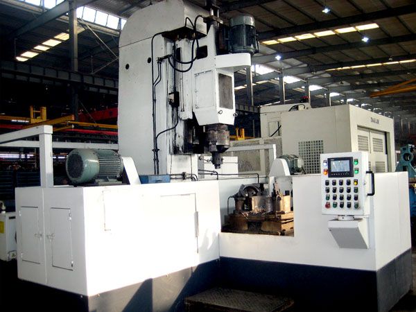 減殼(ke)三(san)麵鏜(tang)車(chē)(che)機(jī)(ji)牀(chuang)